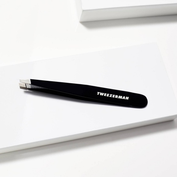 TWEEZERMAN Stainless Steel Slant Tip Tweezer, Hand File Tool Midnight Sky Black - Picture 4 of 6